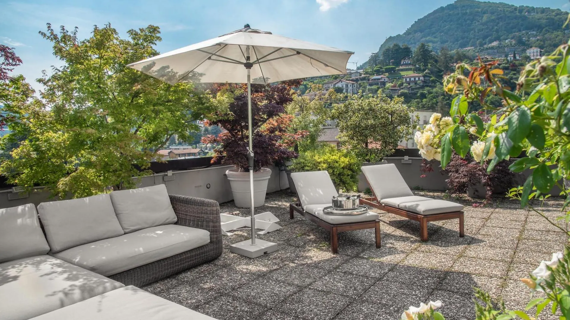 Lake Como Design Apartment Cernobbio 0*,  Italia