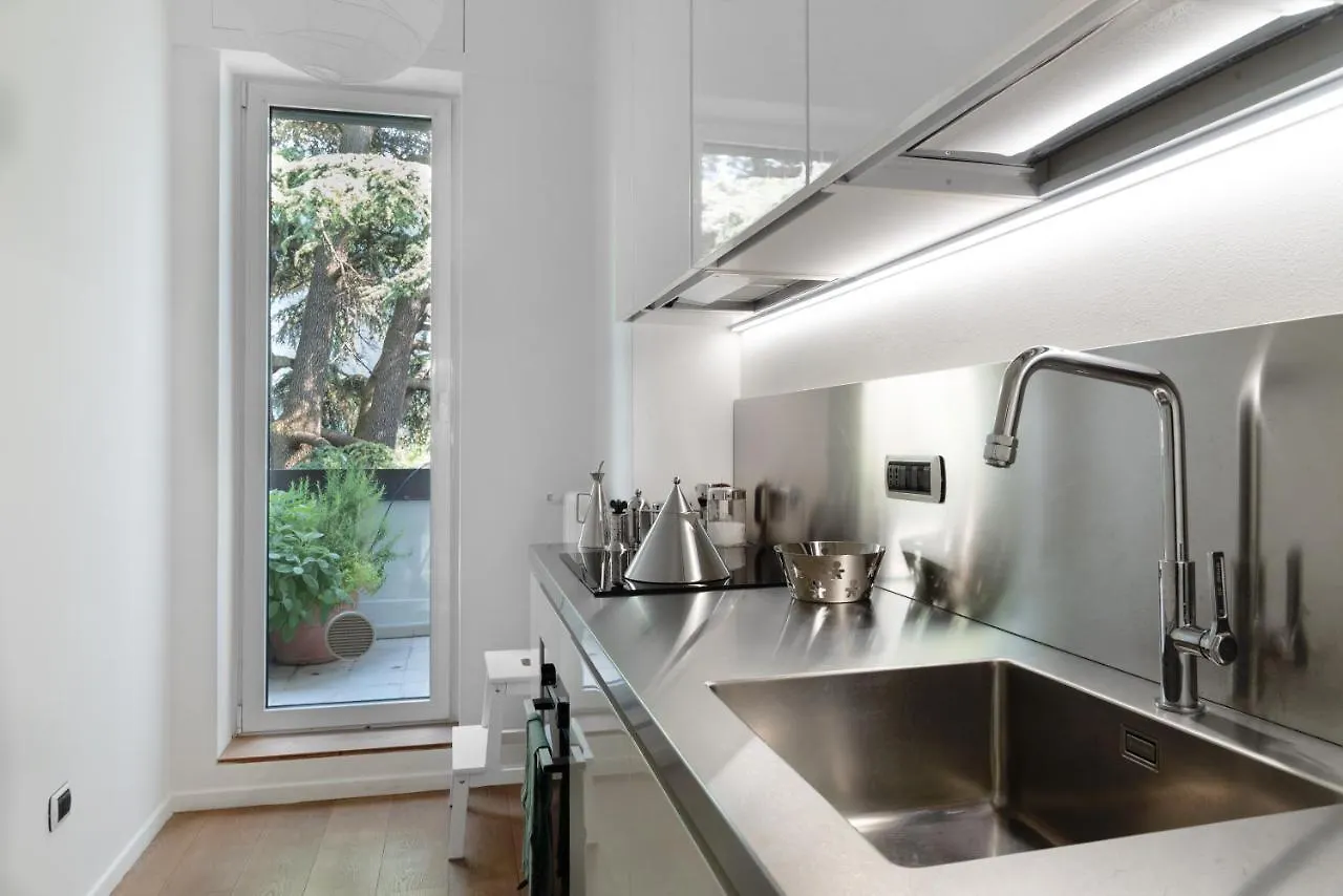 Lake Como Design Apartment Cernobbio