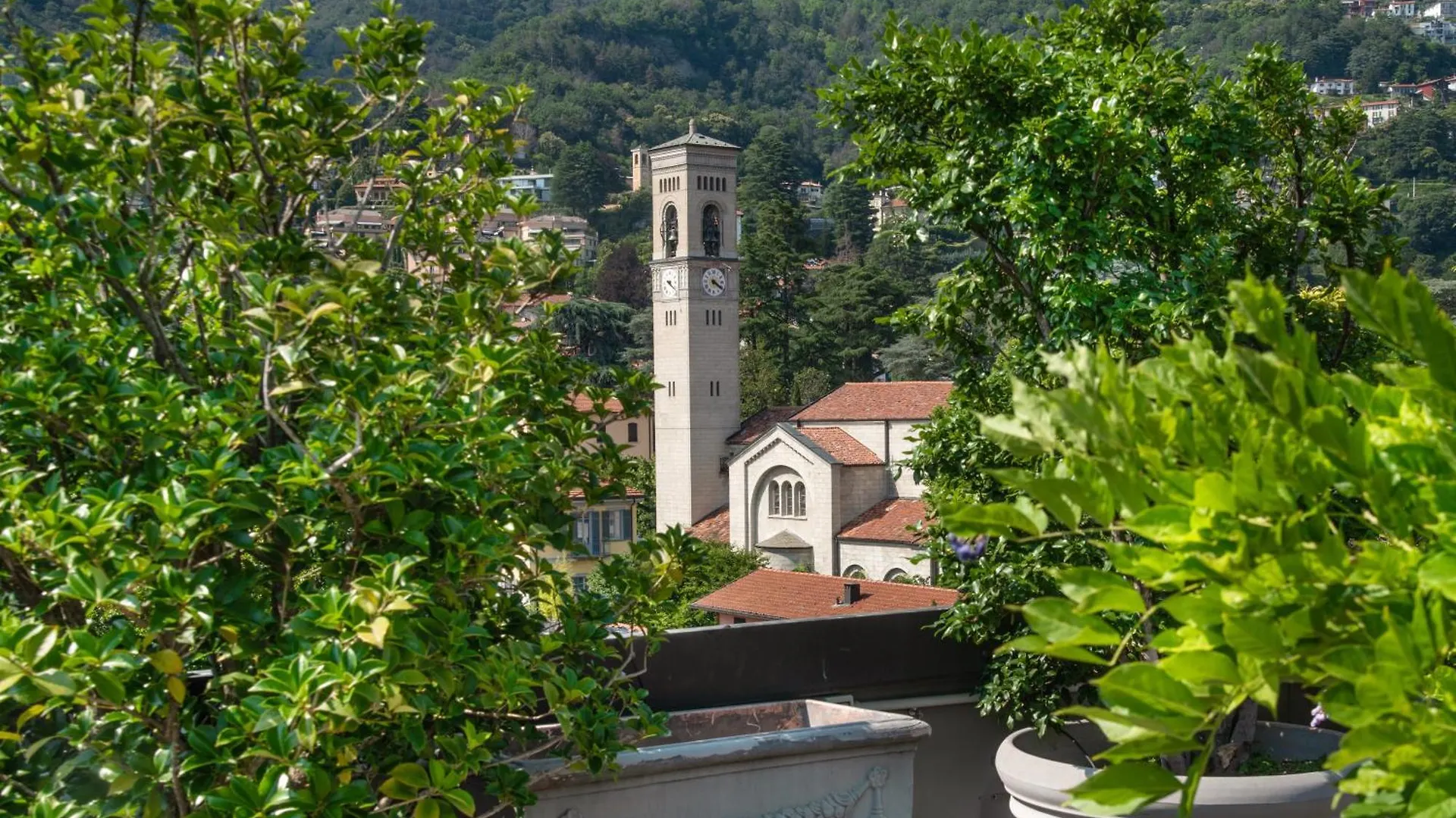 Lake Como Design Apartment Cernobbio Italy