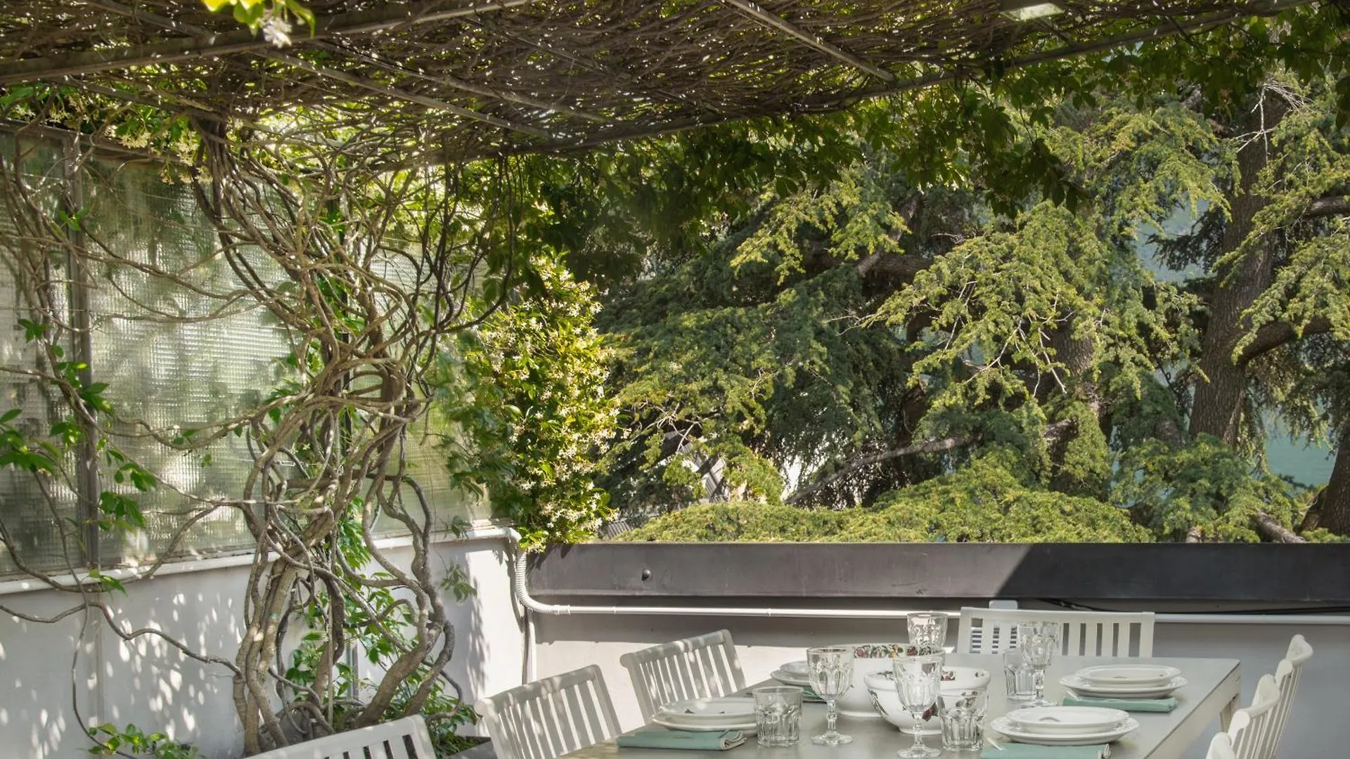Lake Como Design Apartment Cernobbio 0*,
