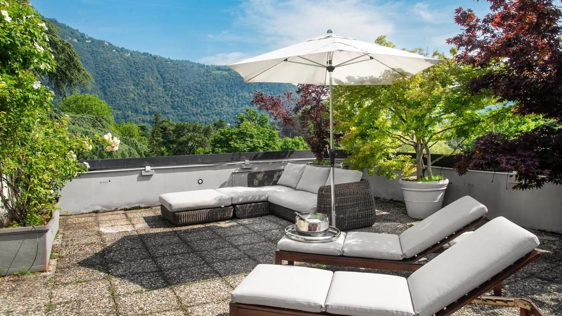 Lake Como Design Apartment Cernobbio Italy